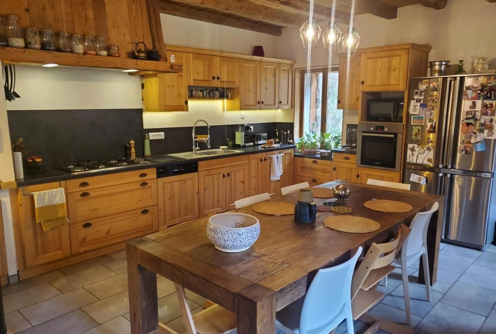 Villa Grande Maison Savoyarde Ensoleillee Villard-sur-Boege